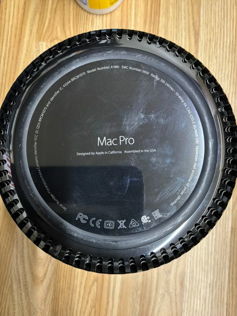 Apple Mac Pro 2013 A1481 EMC 2630 Cylinder Desktop Computer For Parts/Repair
